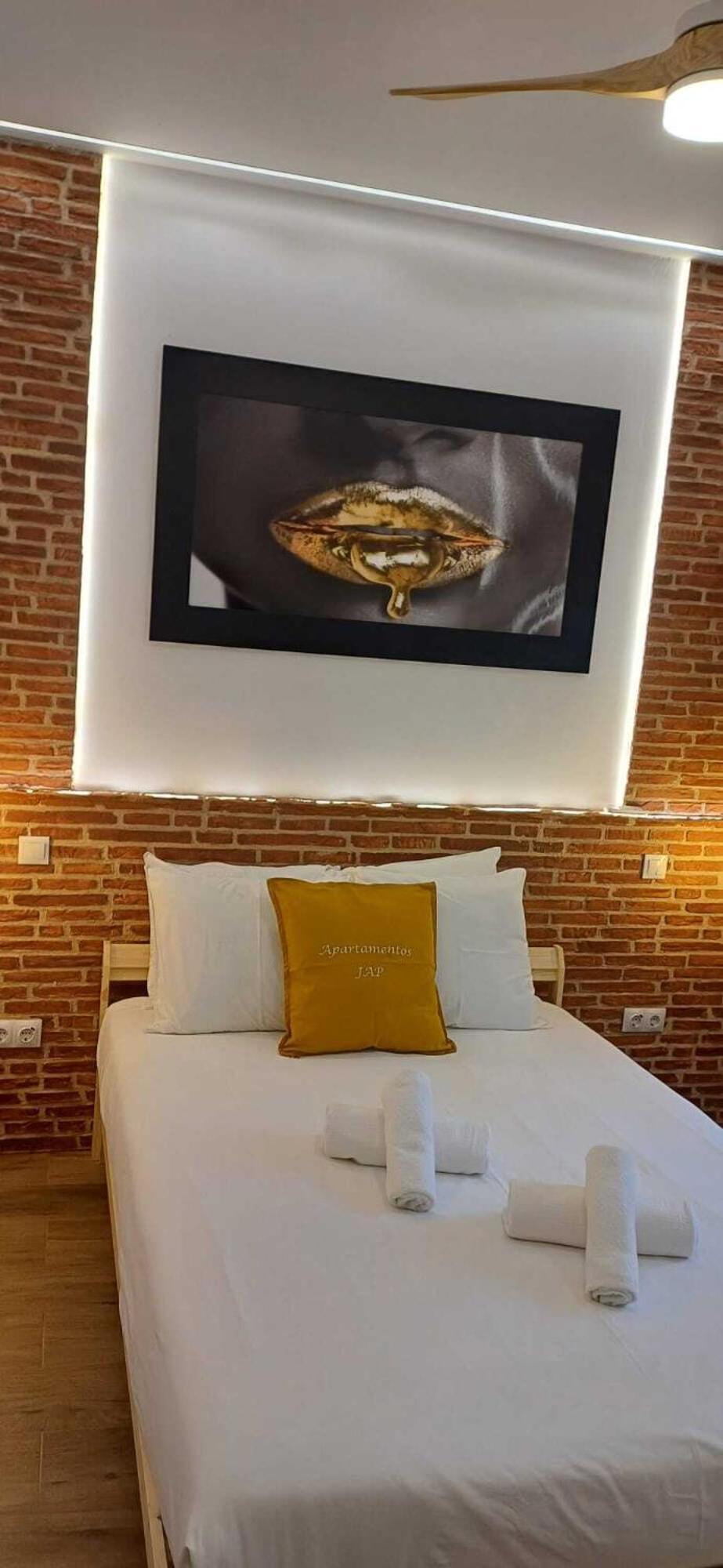 Apartamentos Santiago Cordero Madrid Ruang foto